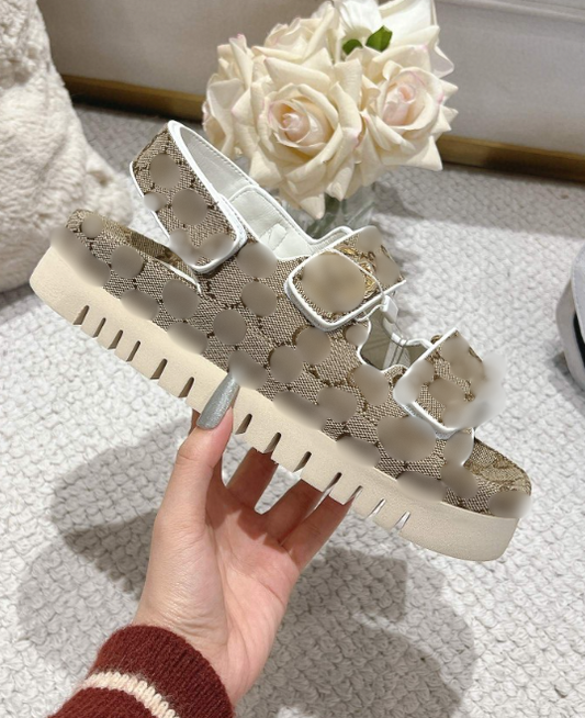 GG-Sandals