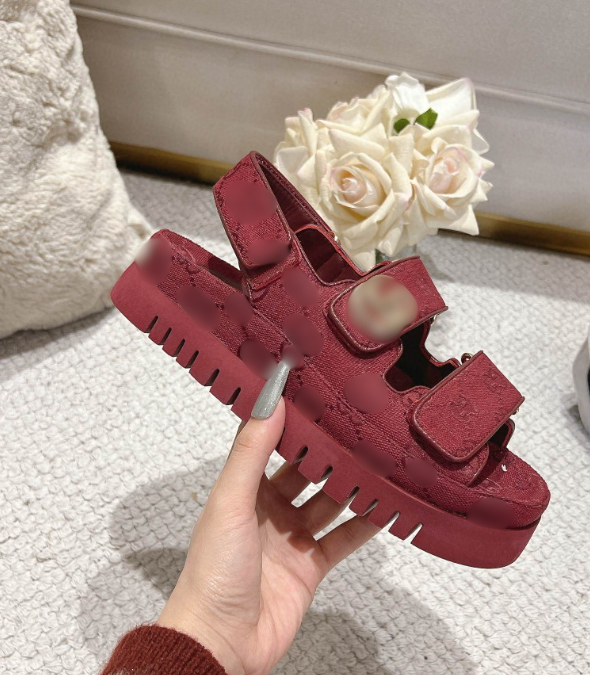 GG-Sandals